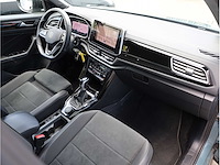Volkswagen t-roc r-line 2.0 tsi 4motion 190pk automaat 2023 - afbeelding 4 van  29