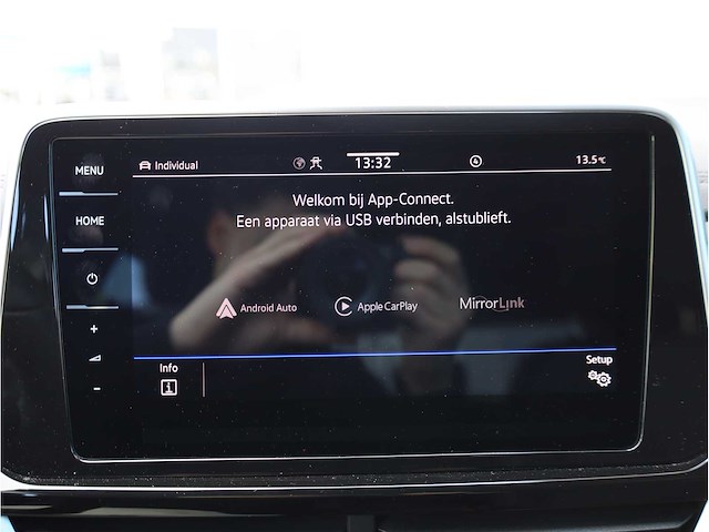 Volkswagen t-roc r-line 2.0 tsi 4motion 190pk automaat 2023 - afbeelding 9 van  29