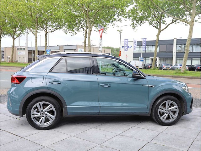 Volkswagen t-roc r-line 2.0 tsi 4motion 190pk automaat 2023 - afbeelding 26 van  29
