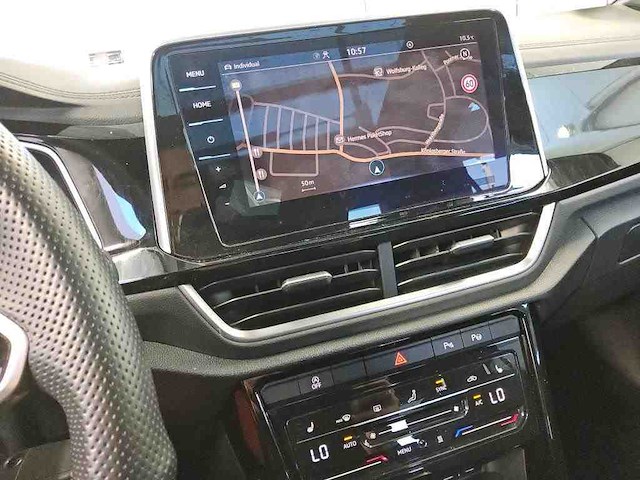 Volkswagen t-roc r-line 2.0 tsi 4motion 190pk automaat - afbeelding 8 van  17