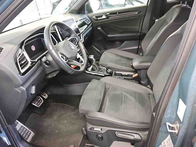 Volkswagen t-roc r-line 2.0 tsi 4motion 190pk automaat - afbeelding 12 van  17