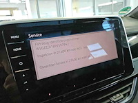 Volkswagen t-roc r-line 2.0 tsi 4motion 190pk automaat - afbeelding 6 van  17