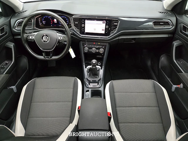 Volkswagen t-roc sport 1.5 tsi 150pk 2019 (origineel-nl), xd-221-x - afbeelding 26 van  30