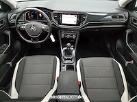 Volkswagen t-roc sport 1.5 tsi 150pk 2019 (origineel-nl), xd-221-x - afbeelding 26 van  30