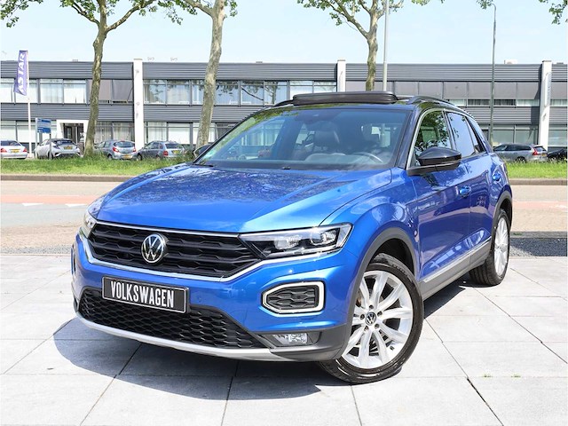 Volkswagen t-roc sport 1.5 tsi automaat 2022 - afbeelding 1 van  8
