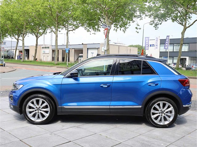 Volkswagen t-roc sport 1.5 tsi automaat 2022 - afbeelding 2 van  8