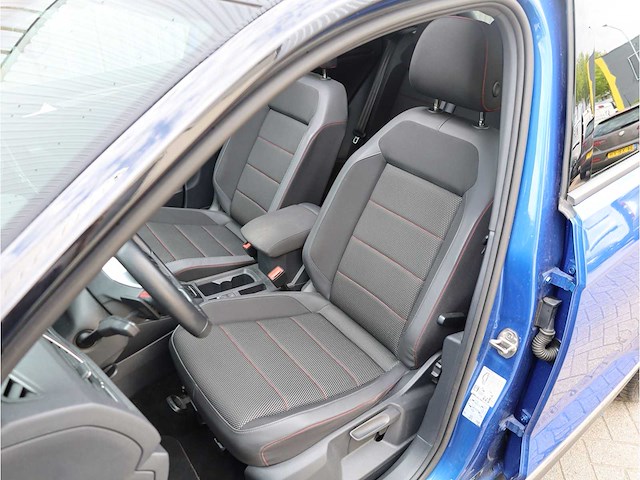 Volkswagen t-roc sport 1.5 tsi automaat 2022 - afbeelding 5 van  37