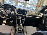 Volkswagen t-roc sport 2.0 tsi 4motion 190pk automaat 2021 - afbeelding 14 van  16