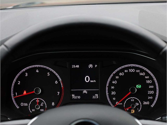 Volkswagen t-roc sport 2.0 tsi 4motion 190pk automaat 2021 - afbeelding 13 van  38