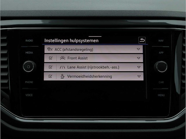 Volkswagen t-roc sport 2.0 tsi 4motion 190pk automaat 2021 - afbeelding 17 van  38