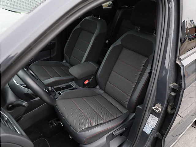 Volkswagen t-roc sport 2.0 tsi 4motion 190pk automaat 2021 - afbeelding 5 van  28