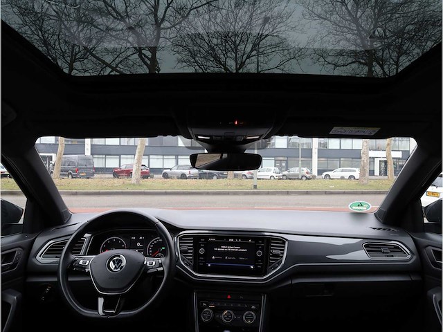 Volkswagen t-roc sport 2.0 tsi 4motion 190pk automaat 2021 - afbeelding 7 van  28