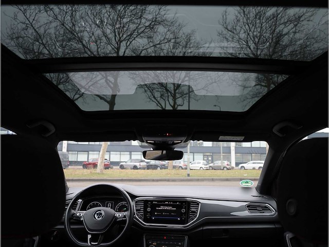 Volkswagen t-roc sport 2.0 tsi 4motion 190pk automaat 2021 - afbeelding 8 van  37
