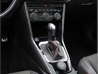 Volkswagen t-roc sport 2.0 tsi 4motion 190pk automaat 2021 - afbeelding 14 van  37