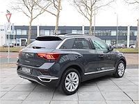 Volkswagen t-roc sport 2.0 tsi 4motion 190pk automaat 2021 - afbeelding 33 van  37