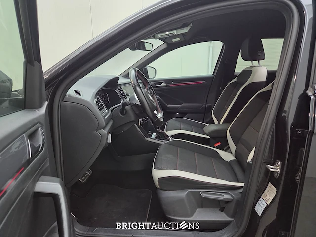 Volkswagen t-roc sport business r 1.5 tsi 150pk 2019, k-189-nz - afbeelding 30 van  32