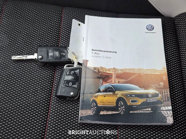 Volkswagen t-roc sport business r 1.5 tsi 150pk 2019, k-189-nz - afbeelding 32 van  32