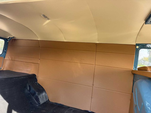 Volkswagen t1 - panel - panel van - oldtimer - afbeelding 2 van  17