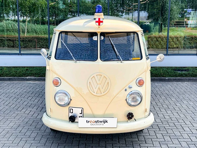 Volkswagen t1 ambulance transporter 1500-27 1965, be-02-41 - afbeelding 3 van  76