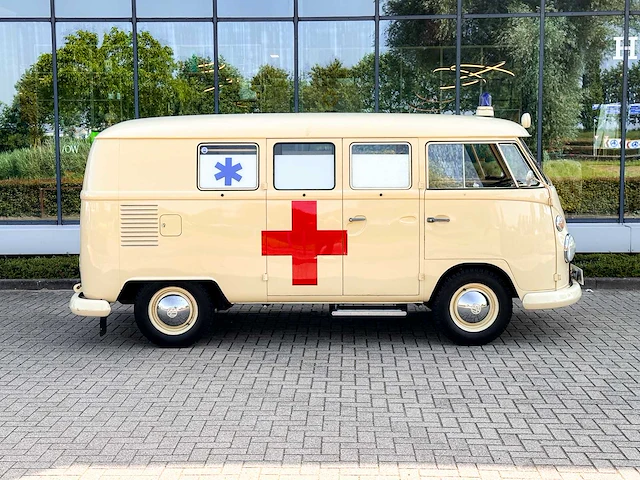 Volkswagen t1 ambulance transporter 1500-27 1965, be-02-41 - afbeelding 13 van  76