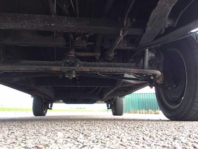 Volkswagen t2 camper oldtimer - afbeelding 11 van  29