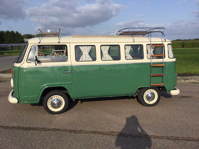 Volkswagen t2 camper oldtimer - afbeelding 12 van  29