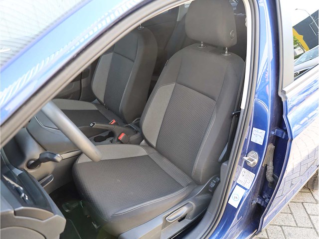 Volkswagen taigo 1.0 tsi 2023 - afbeelding 4 van  33