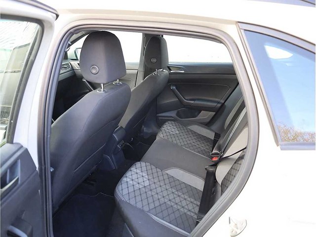 Volkswagen taigo 1.0 tsi 3x r-line automaat 2023, z-364-nv - afbeelding 21 van  33
