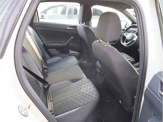 Volkswagen taigo 1.0 tsi 3x r-line automaat 2023, z-364-nv - afbeelding 18 van  33