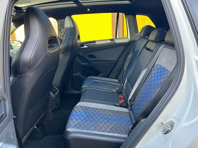 Volkswagen tiguan - 2.0 tsi r 75 4m , hfk-37-z - afbeelding 16 van  37