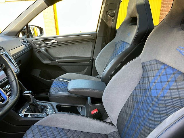 Volkswagen tiguan - 2.0 tsi r 75 4m , hfk-37-z - afbeelding 14 van  37