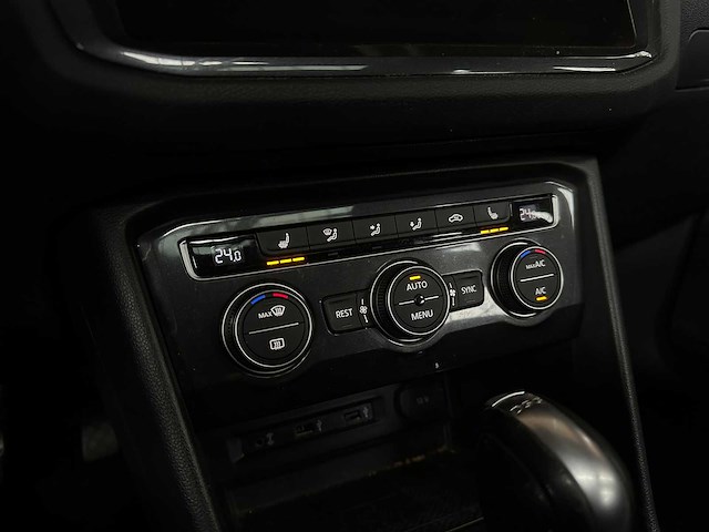 Volkswagen tiguan 1.4 tsi act highline 148pk 2018 (origineel-nl), rr-501-h - afbeelding 17 van  47