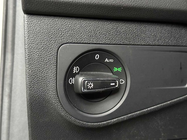 Volkswagen tiguan 1.4 tsi act highline 148pk 2018 (origineel-nl), rr-501-h - afbeelding 19 van  47