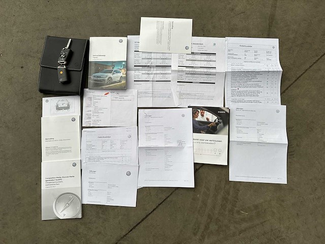 Volkswagen tiguan 1.4 tsi act highline 148pk 2018 (origineel-nl), rr-501-h - afbeelding 41 van  47