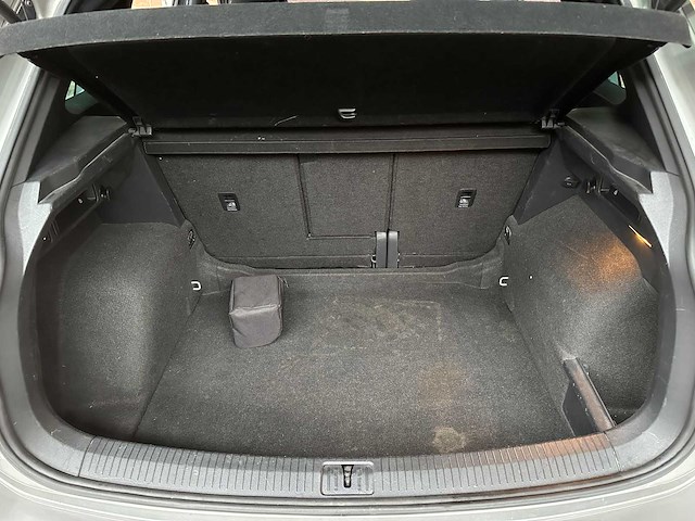 Volkswagen tiguan 1.4 tsi act highline 148pk 2018 (origineel-nl), rr-501-h - afbeelding 22 van  37