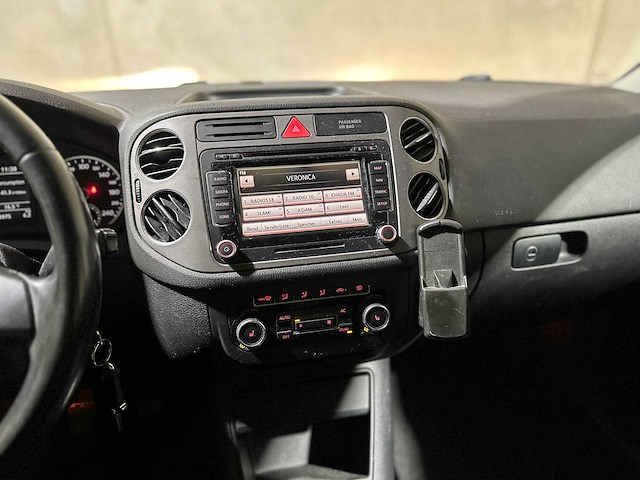 Volkswagen tiguan 1.4 tsi comfort&design 150pk 2011 (origineel-nl), 43-prx-3 - afbeelding 22 van  36