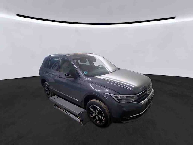 Volkswagen tiguan 1.4 tsi ehybrid 245pk automaat 2022 - afbeelding 14 van  19