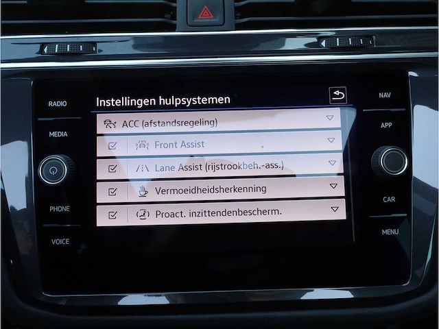 Volkswagen tiguan 1.4 tsi ehybrid 245pk automaat 2022 - afbeelding 11 van  37