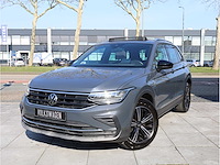Volkswagen tiguan 1.4 tsi ehybrid 245pk automaat 2022 - afbeelding 1 van  37