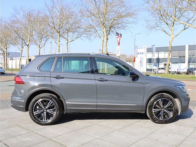 Volkswagen tiguan 1.4 tsi ehybrid 245pk automaat 2022 - afbeelding 34 van  37