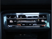 Volkswagen tiguan 1.4 tsi ehybrid 245pk automaat 2022 - afbeelding 14 van  37