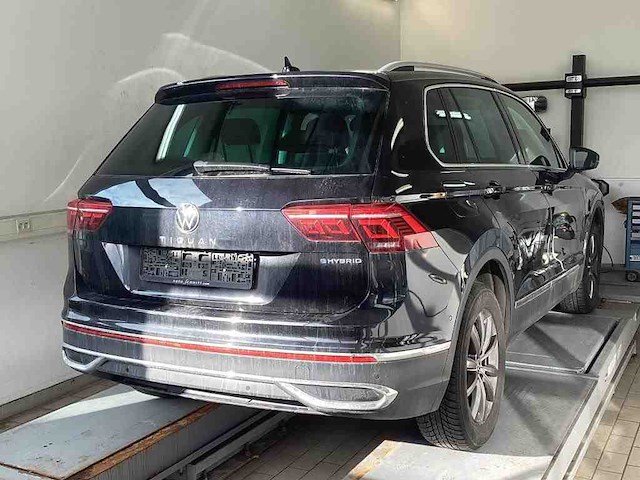 Volkswagen tiguan 1.4 tsi ehybrid elegance 245pk automaat 2022 - afbeelding 5 van  8