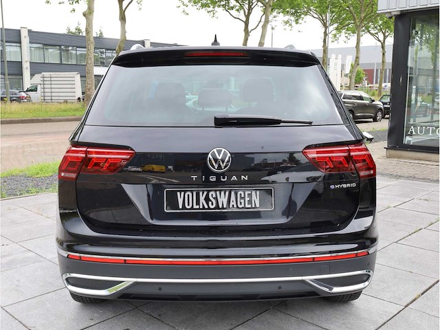 Volkswagen tiguan 1.4 tsi ehybrid elegance 245pk automaat 2022 - afbeelding 33 van  41