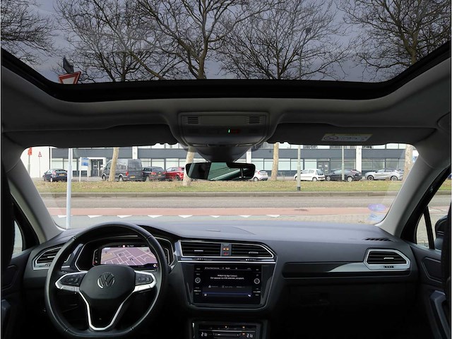 Volkswagen tiguan 1.4 tsi ehybrid phev 245pk automaat 2022 - afbeelding 10 van  42