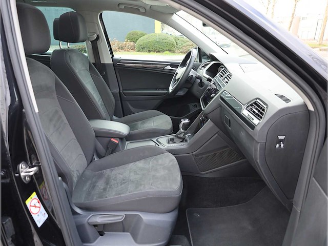 Volkswagen tiguan 1.4 tsi ehybrid phev 245pk automaat 2022 - afbeelding 24 van  42