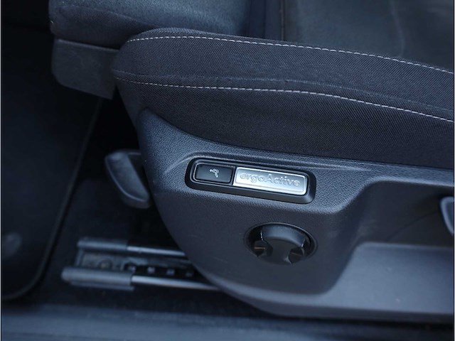 Volkswagen tiguan 1.4 tsi ehybrid phev 245pk automaat 2022 - afbeelding 15 van  40