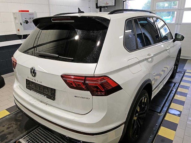 Volkswagen tiguan 1.4 tsi ehybrid phev 2x r-line 245pk automaat 2023 - afbeelding 15 van  21