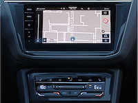 Volkswagen tiguan 1.4 tsi ehybrid phev 2x r-line 245pk automaat 2023 - afbeelding 15 van  48