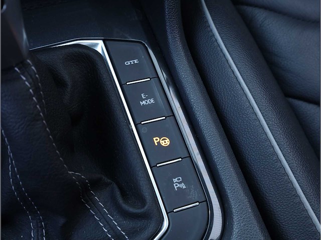 Volkswagen tiguan 1.4 tsi ehybrid phev 2x r-line 245pk automaat 2023 - afbeelding 31 van  48