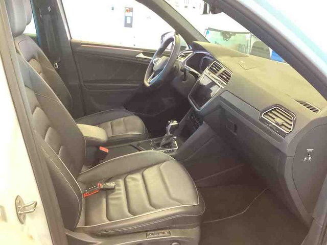 Volkswagen tiguan 1.4 tsi ehybrid r-line 2x 245pk automaat 2022 - afbeelding 16 van  19